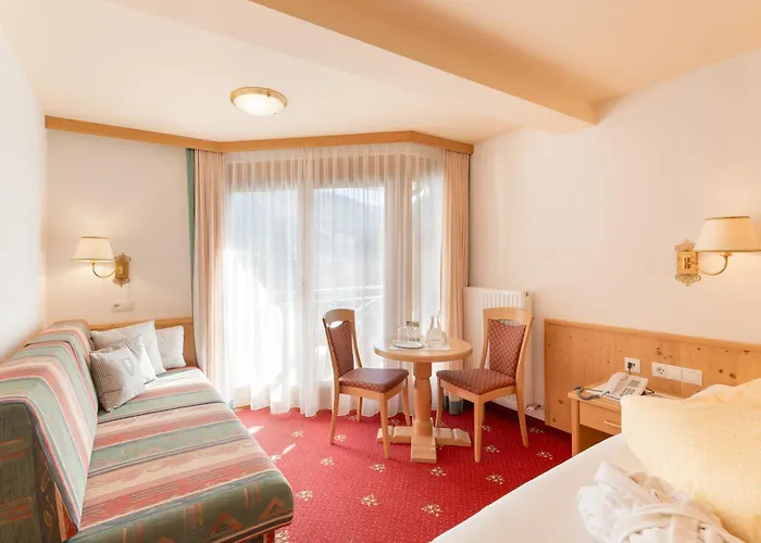 Hotel Pinzger Tux