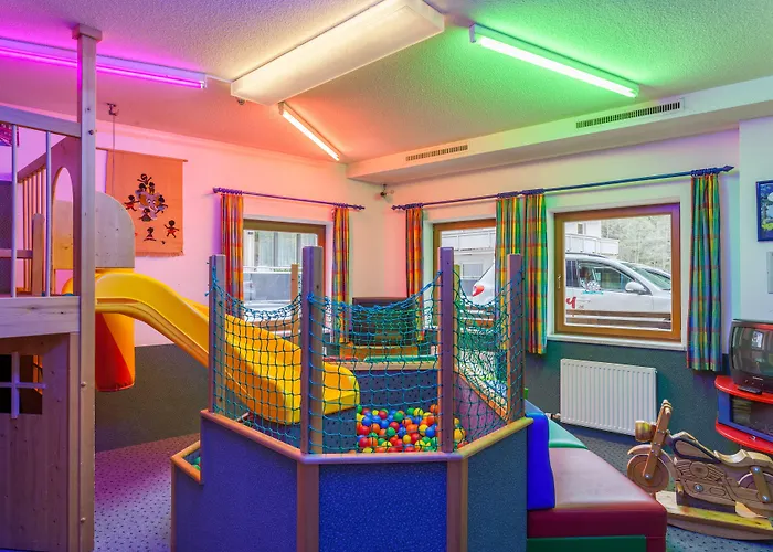 Hotel Pinzger Tux